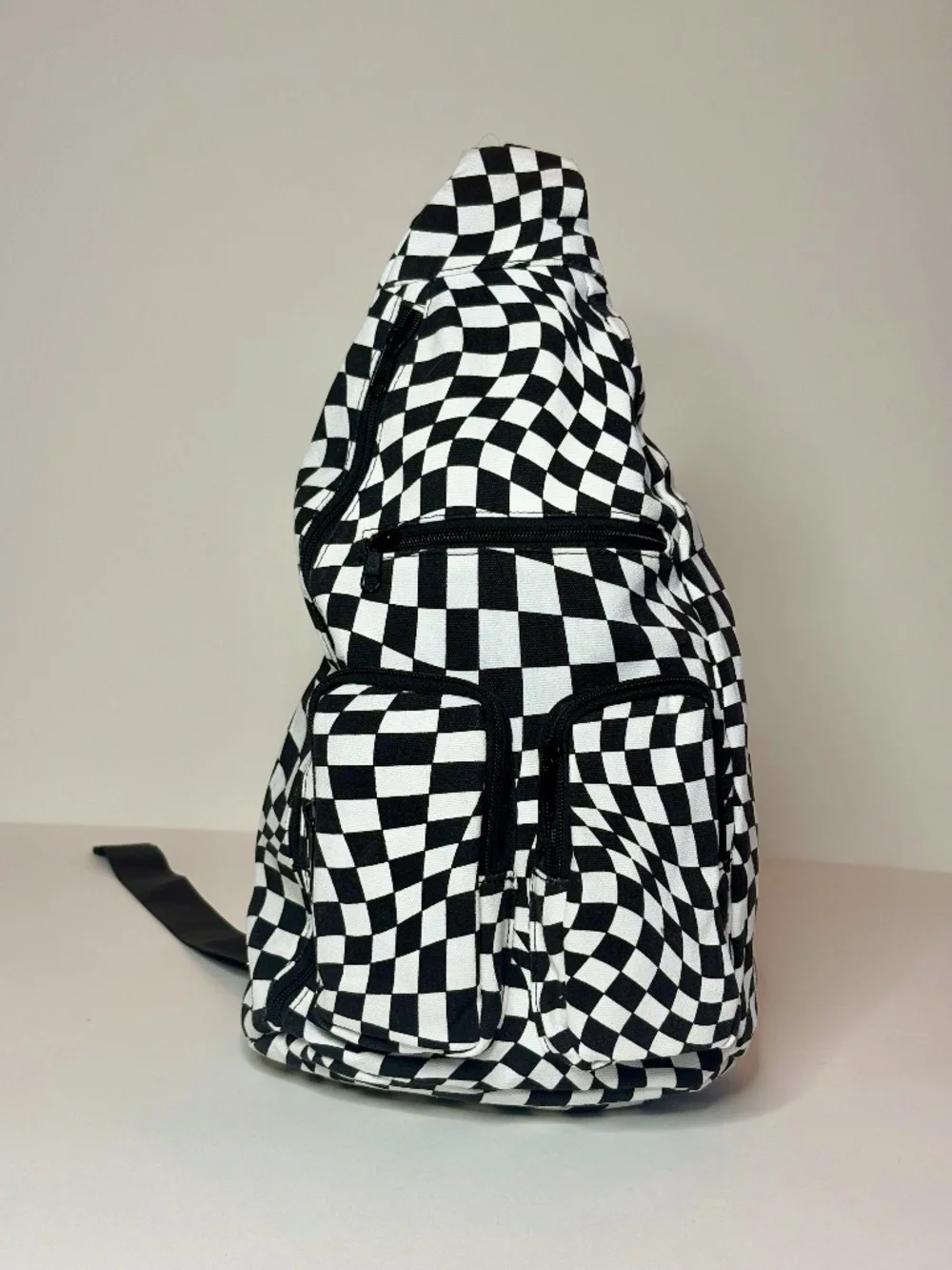 No Boundaries Checkerboard Sling Backpack Black White Cargo Crossbody Bag NWT De